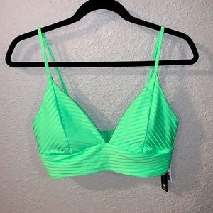 NWT bikini top